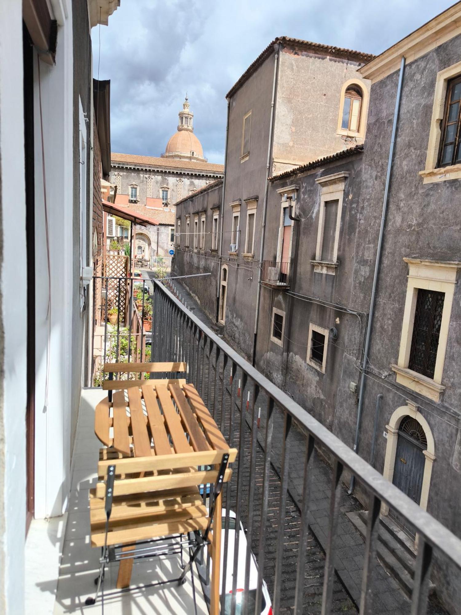 Bibihome Catania Appartamento In Centro Storico Екстериор снимка